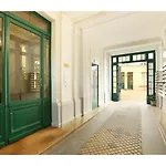 Apartment Champ De Mars - Tour Eiffel By Studio Prestige
